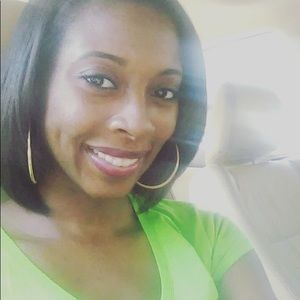 Meet your Posher, Latonya